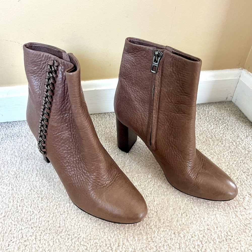 COACH Brown Mocha Leather Ankle Boots with Square Heel 7.5M